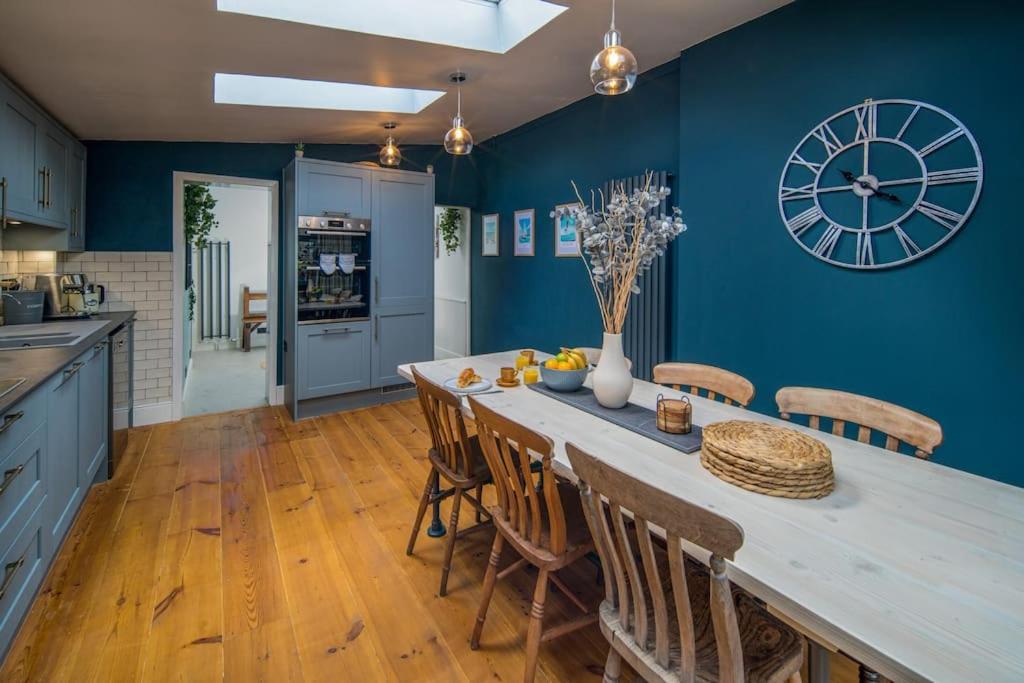 Captain'S Cottage - Central West Cowes - Spacious, Entire 1-Bed Home Bagian luar foto