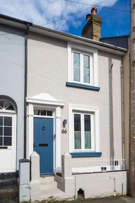 Captain'S Cottage - Central West Cowes - Spacious, Entire 1-Bed Home Bagian luar foto