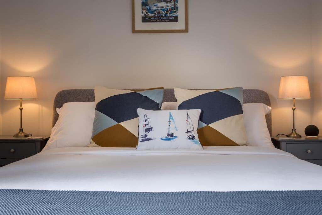 Captain'S Cottage - Central West Cowes - Spacious, Entire 1-Bed Home Bagian luar foto